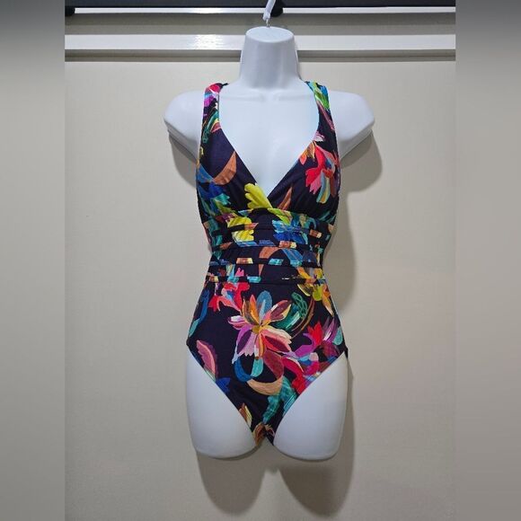 La Blanca The Sea Cross Multi-Strap Cross-Back One Piece NWOT Size 6 - Picture 3 of 5